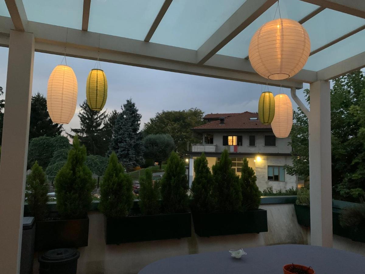 Near Como, Charming Apartment With Fireplace 格兰达泰 外观 照片