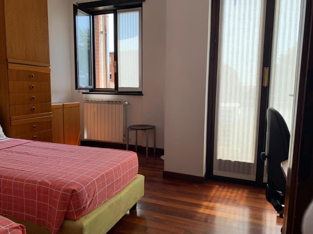 Near Como, Charming Apartment With Fireplace 格兰达泰 外观 照片